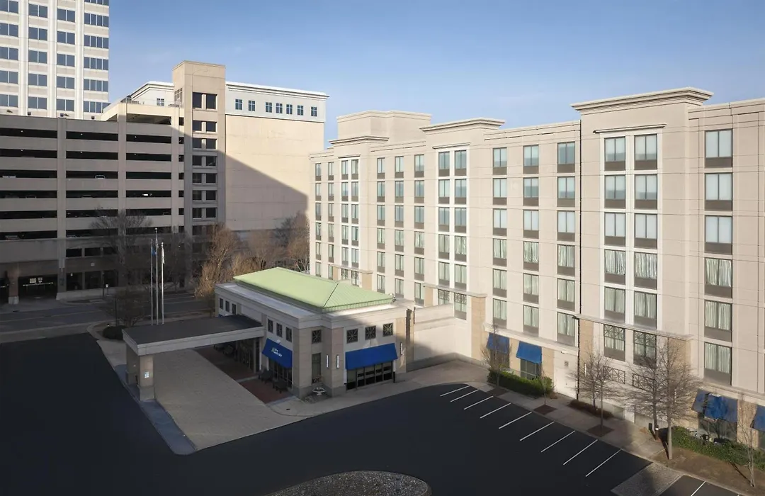 Hilton Garden Inn Virginia Beach Town Center-1