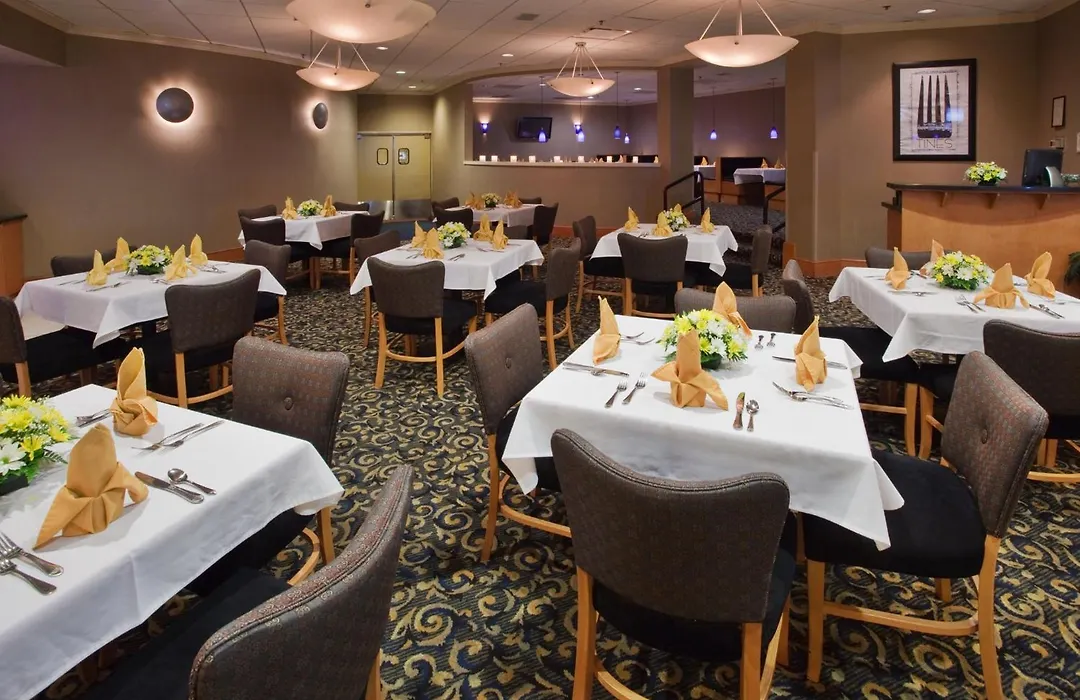 Crowne Plaza Virginia Beach Town Center By Ihg-1