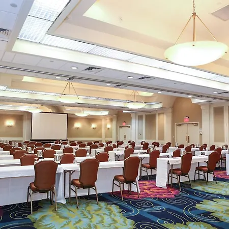 Crowne Plaza Virginia Beach Town Center By Ihg-3